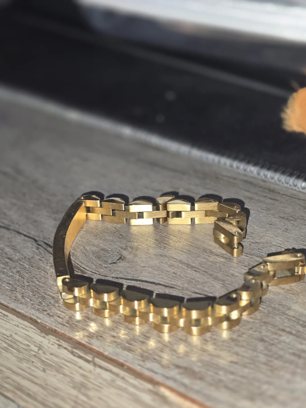 Women's Gold Bar Link Bracelet - Minimalist Chain Accent